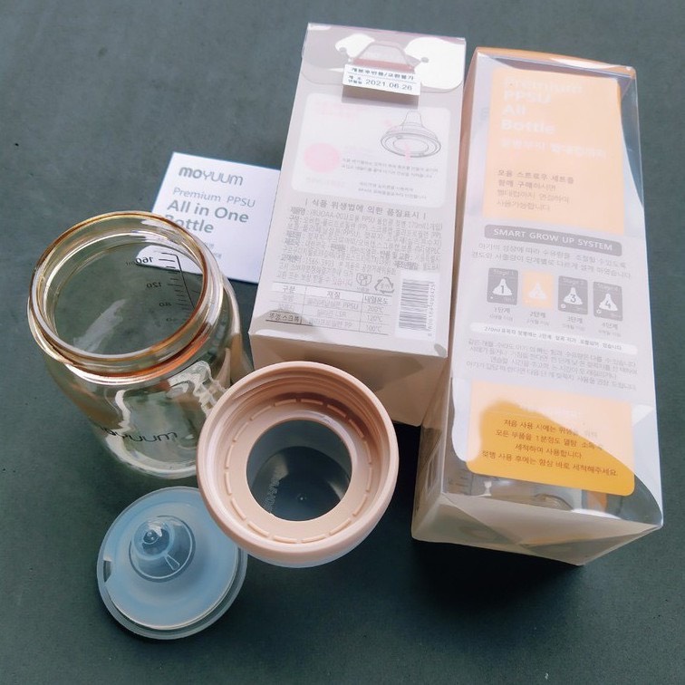 Bình sữa Moyuum trắng 170ml/270ml Hàn quốc cho bé núm siêu mềm như ti mẹ