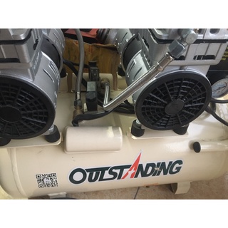 Máy nén khí không dầu 50l nội địa 2 mô tơ 750w