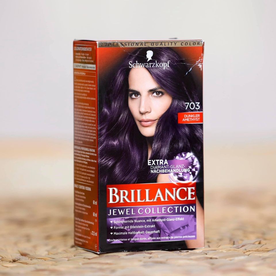 Thuốc nhuộm tóc Số 703: Màu thạch anh tím - Brillance của hãng Schwarzkopf