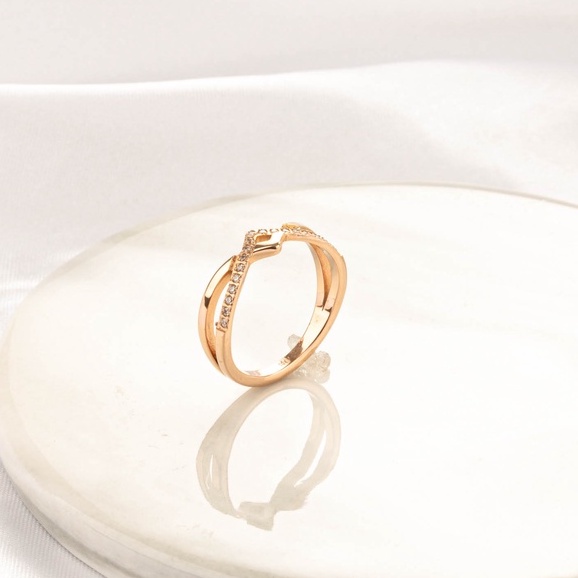 Nhẫn CDE Dia Tiara Rose Gold Ring CDE80080
