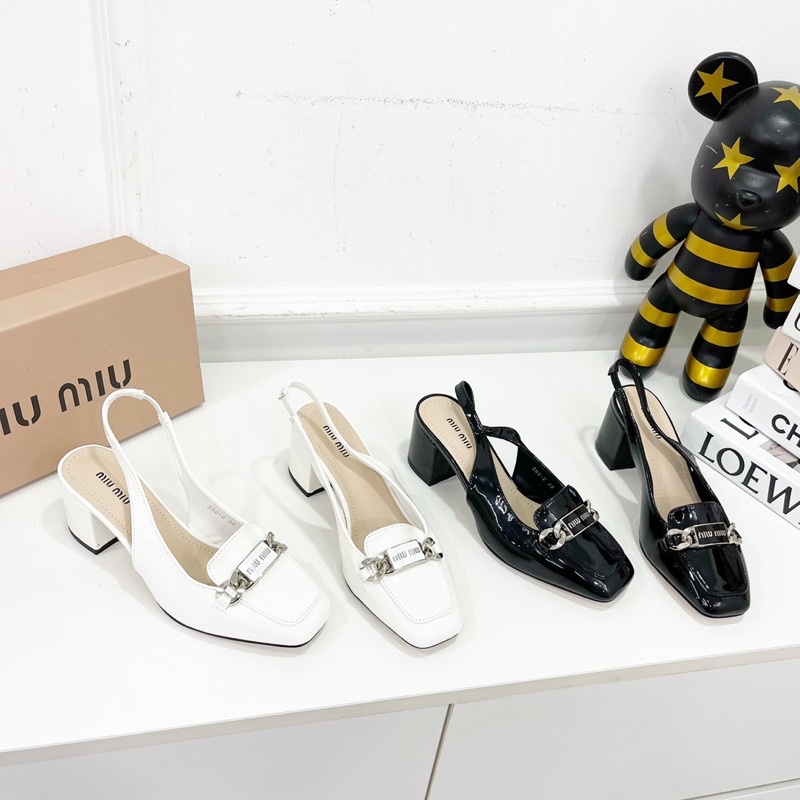 Giày Cao Gót MIUMIU Đế Vuông Hở Gót Tag Bạc Hàng Chuẩn Fullbox Bill