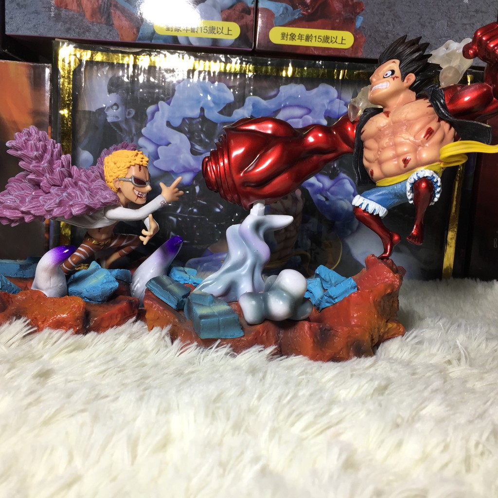 Mô hình Luffy Gear4 Vs Doflamingo