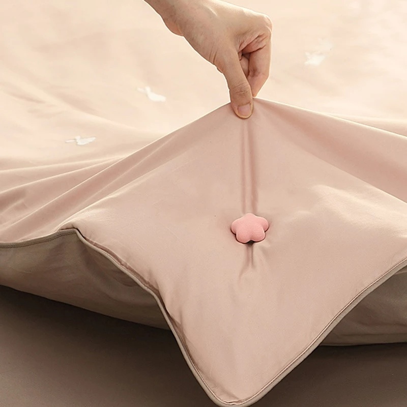Set 4 Kẹp Cố Định Ga Giường/Vỏ Chăn Hình Bông Hoa Chống Trượt Siêu Bền
