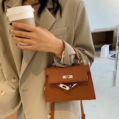 Túi xách Nữ HM da gạo cao cấp tag vàng dáng công sở thích hợp đi chơi dự tiệc giá rẻ