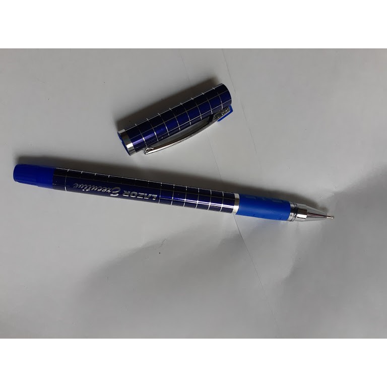Bút bi cao cấp nắp gài excutive . Nét 0.7mm