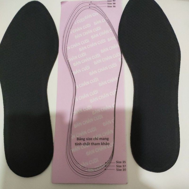 Lót bàn nữ bàn chân cười