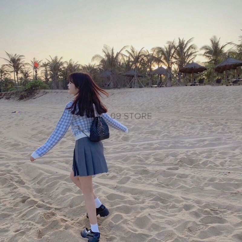 Áo khoác len kẻ sọc, cardigan kẻ ô phong cách Hàn Quốc | BigBuy360 - bigbuy360.vn