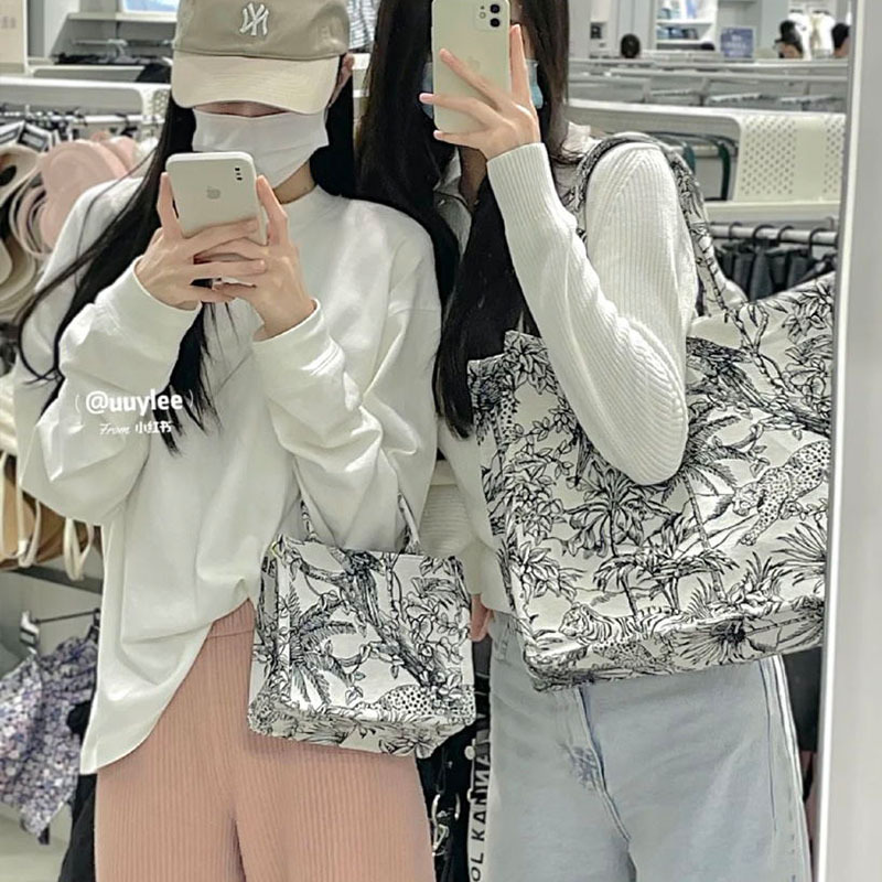 Túi tote Đeo Vai Vải canvas Cỡ Lớn Thêu Họa Tiết Thời Trang