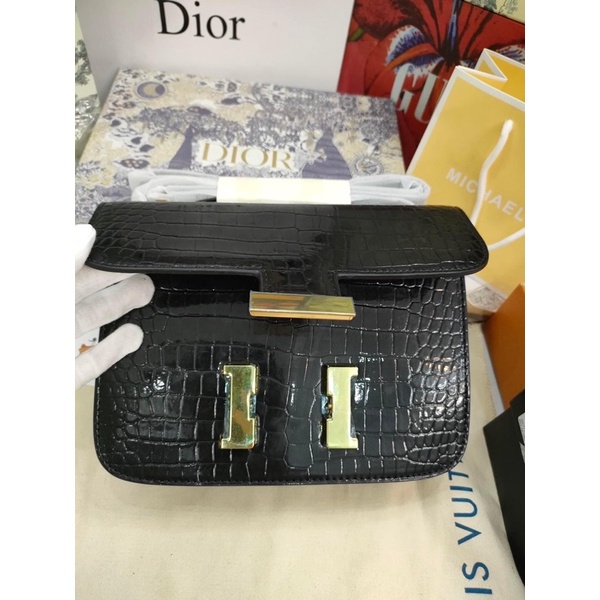 Túi Hm khoác chữ H vân bóng hàng fullbox vip sale