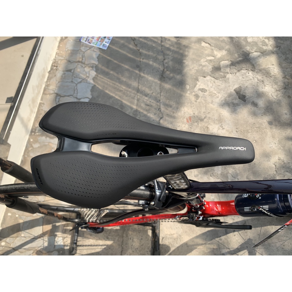 XE ĐẠP ĐUA PINA F14 DỰNG THEO YÊU CẦU CỦA KHÁCH