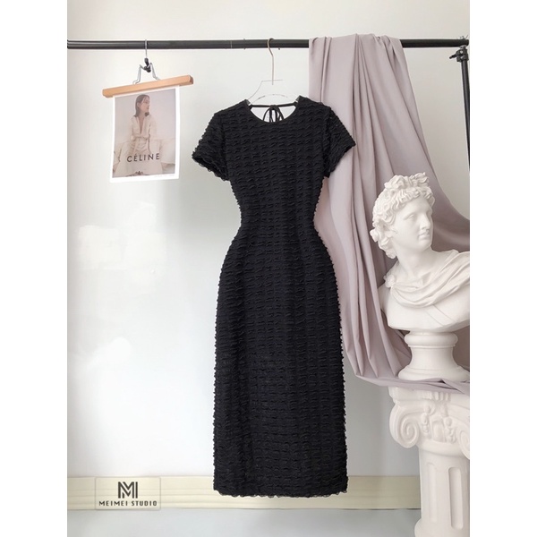 Váy body hở lưng