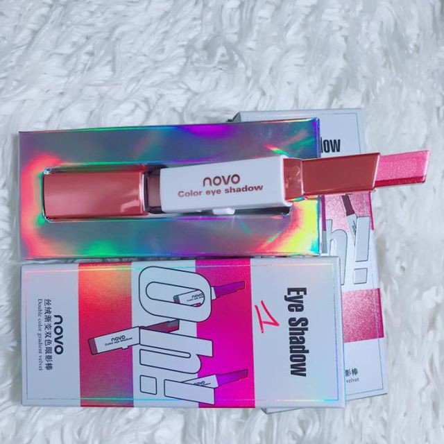 Màu Vẽ mắt sáp EYE SHADOW NOVO dạng cây son | BigBuy360 - bigbuy360.vn