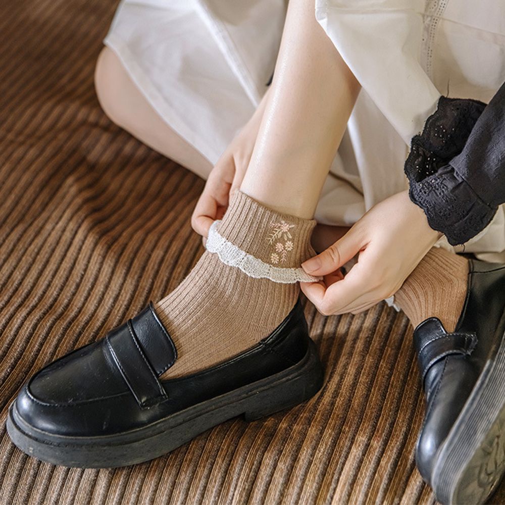 Vớ cotton cổ trung thêu họa tiết ren màu trơn thoáng khí phong cách retro Hàn Quốc cho nữ