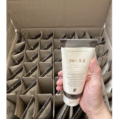 Sữa Rửa Mặt Byvibes Wonder Bath PHA 5.5 130ml | BigBuy360 - bigbuy360.vn