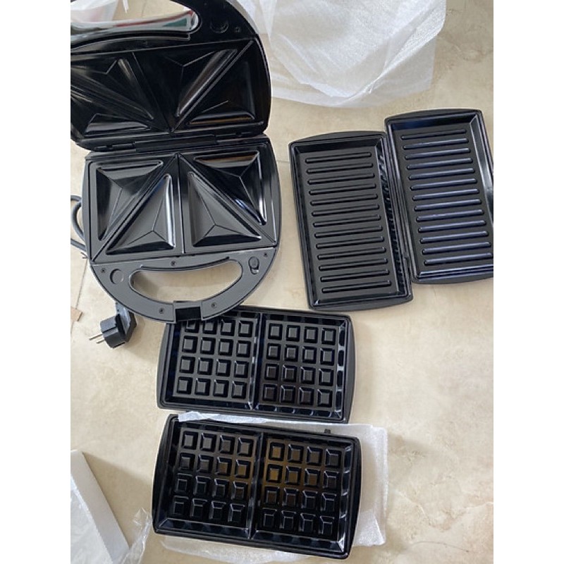 Máy kẹp bánh mỳ Sandwich Tiross TS-513 / TS-9655 Với 3 khuôn ép