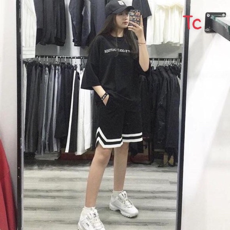 Quần Đùi Nam Nữ Viền V Thể Thao UNISEX