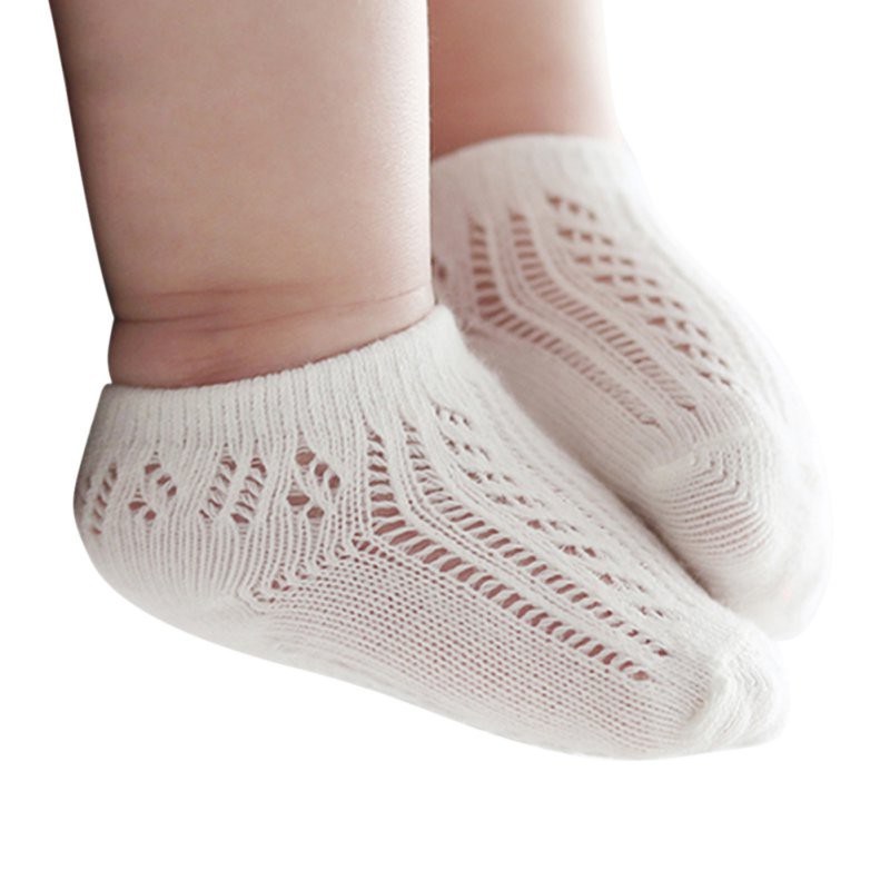 Tất chân mềm cho bé sơ sinh