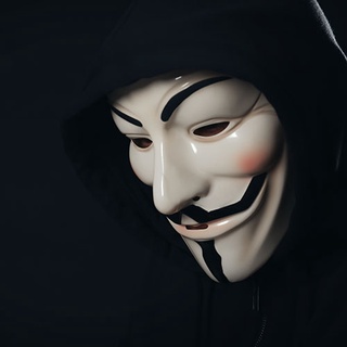 Mặt nạ Hacker nhựa trắng hóa trang Halloween