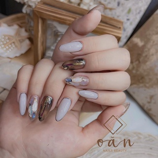 móng tay giả làm theo yêu cầu có sẵn,độ bền 2-3 tuần tái sử dụng lại được