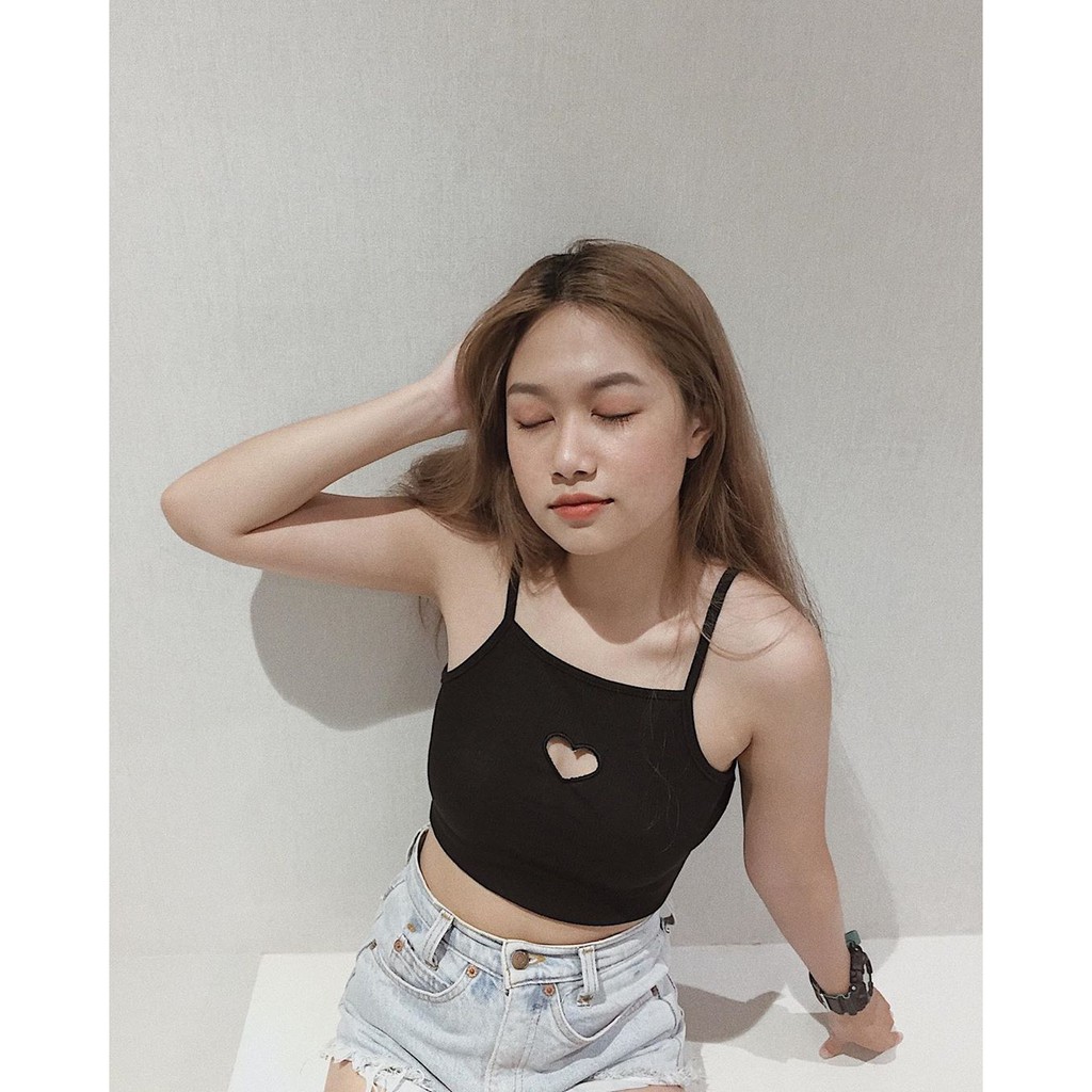 Áo Croptop Cổ Yếm Khoét Tim