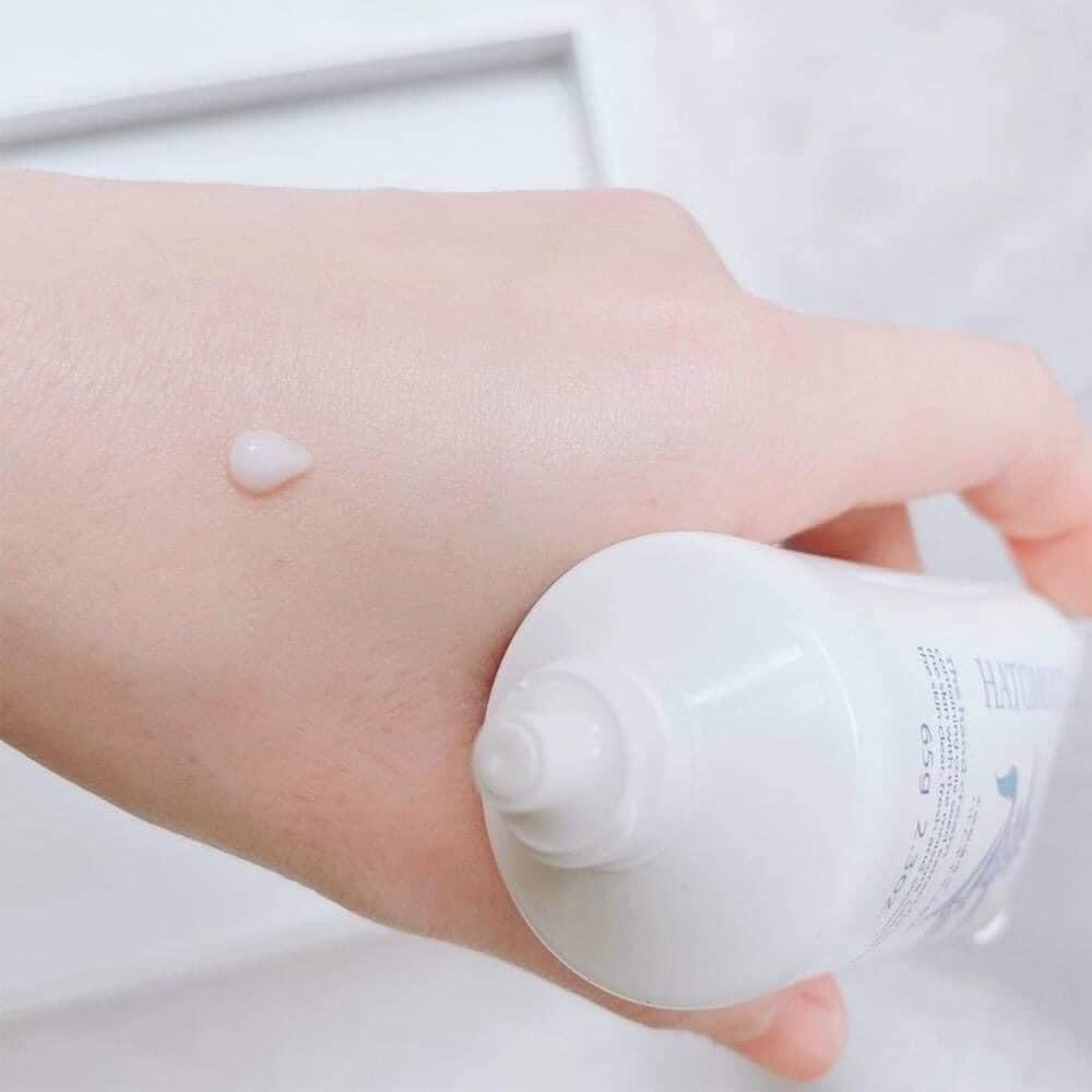 Kem Dưỡng Da Tay Hatomugi Moisturizing & Conditioning The Hand Cream 65g Nhật Bản