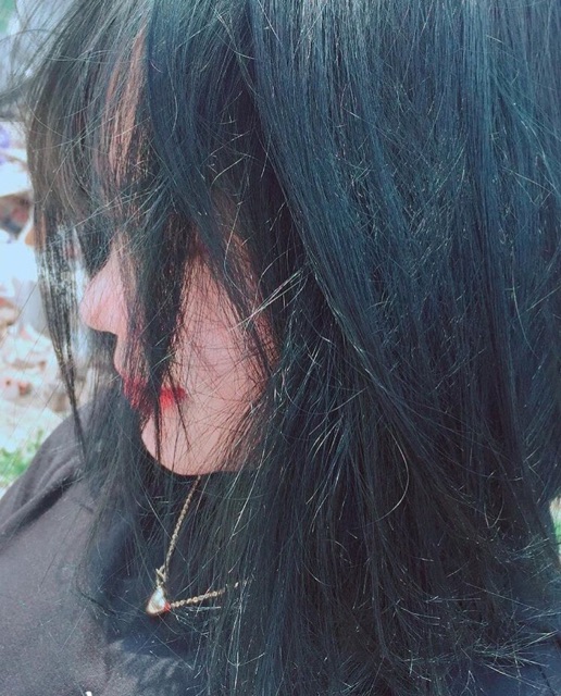 Thuốc nhuộm tóc xanh dương đen khói