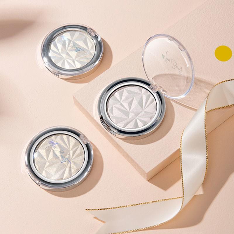 Bảng Phấn Bắt Sáng Màu Nhũ Lấp Lánh Tạo Khối Khuôn Mặt