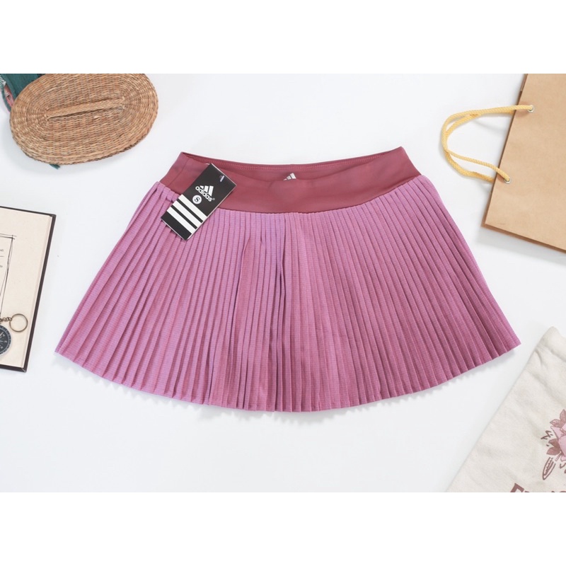 Váy xếp ly nữ
