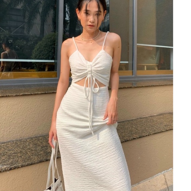 Đầm nhún ngực Alexanda