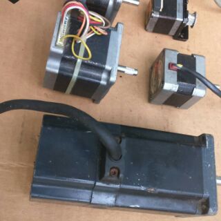 Motor giảm tốc 3 pha maxon, motor encoder, step motor ... cũ xịn rẻ