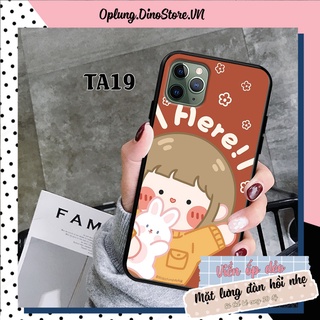 Ốp Iphone 6/6s/6Plus/6splus/7/7Plus/8plus/X/Xs/Xsmax in hình cô bé tóc nâu đáng yêu, ôm sát điện thoại.