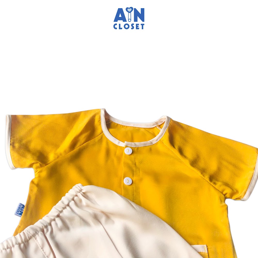 Bộ quần áo bà ba dài unisex Vàng quần lụa trắng AICDBGNTN2EC AIN Closet