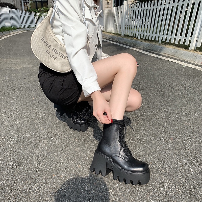 HIGH BOOT - GIÀY BỐT ĐEN ĐẾ CAO BUỘC DÂY THỜI TRANG ĐẾ 8CM