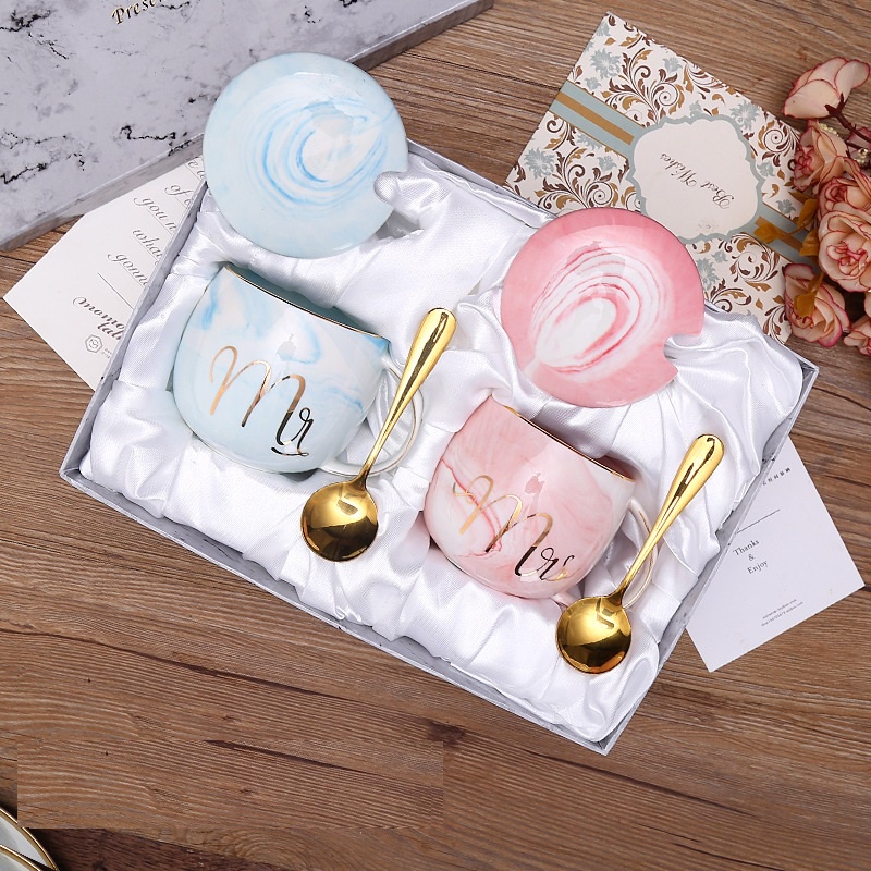 Ly cốc sứ có nắp vân đá TÁO MR &amp; MRS có HỘP QUÀ cực đẹp (APPLE CUP) KHẮC TÊN THEO YÊU CẦU thông điệp ý nghĩa