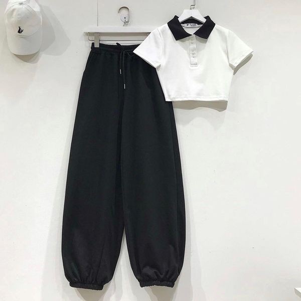 Set bộ croptop phối cổ và quần jogger trơn chun ống đen unisex dưới 70kg tabistore - Croptop phối cổ trắng và quần đen
