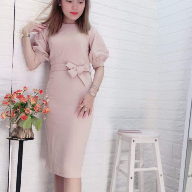 Váy body tay phồng