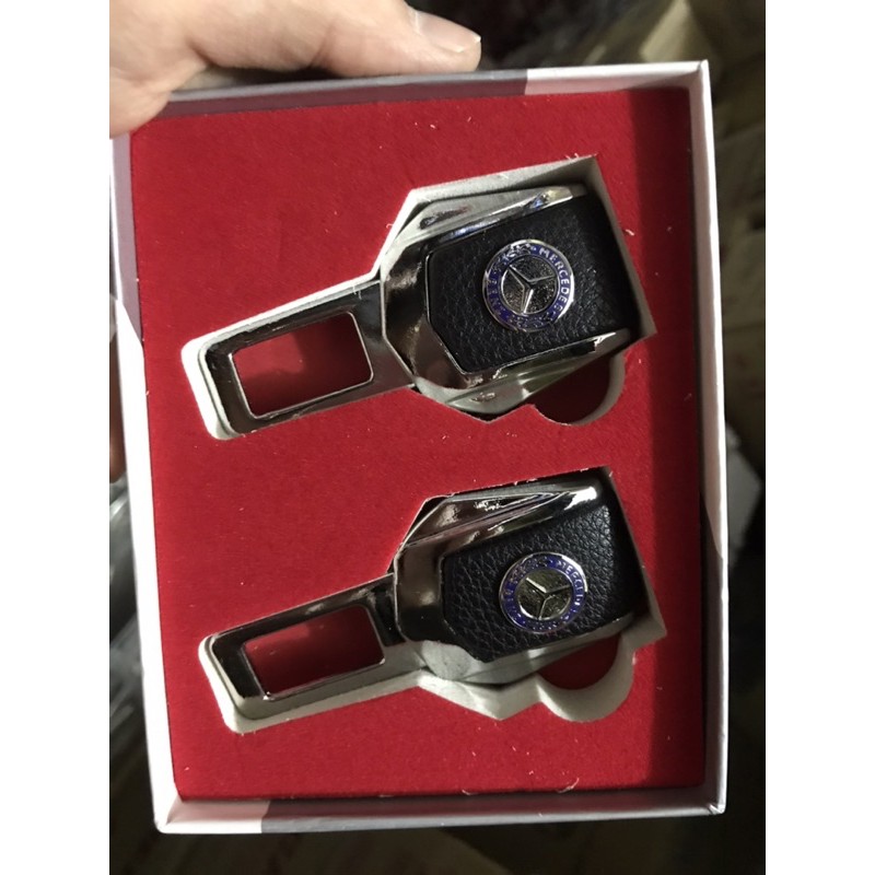 Chốt cài dây an toàn ô tô các hãng xe