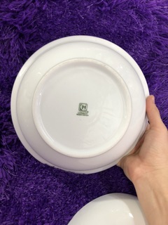 Âu cơm có nắp