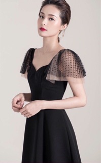 đầm xoè phối tay lưới dập li