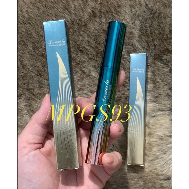 Mascara Làm Dài Dày Và Cong Mi