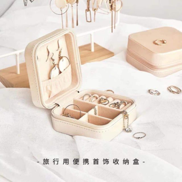 Hộp đựng phụ kiện nhẫn, vòng, trang sức hot 2019