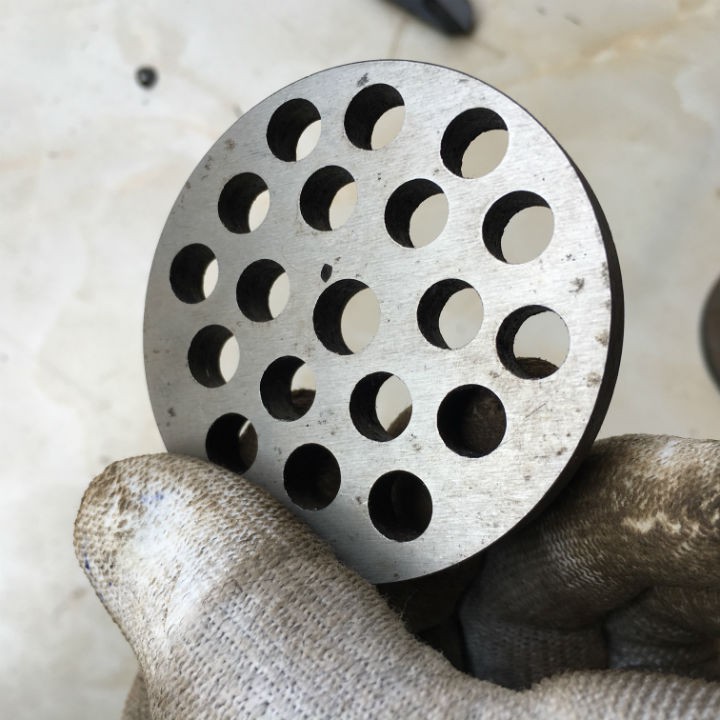 Phụ kiện máy xay thịt, mặt lưới máy xay thịt đùn - xàng 6- 8