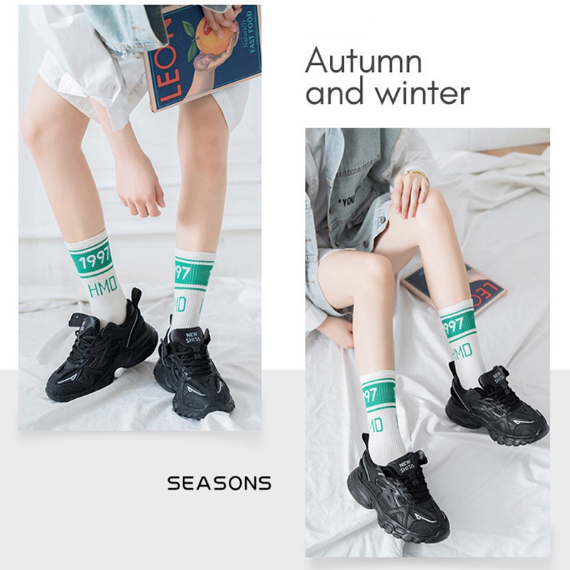 Vớ thể thao họa tiết kẻ sọc cao đến mắt cá phong cách Hàn Quốc xinh xắn