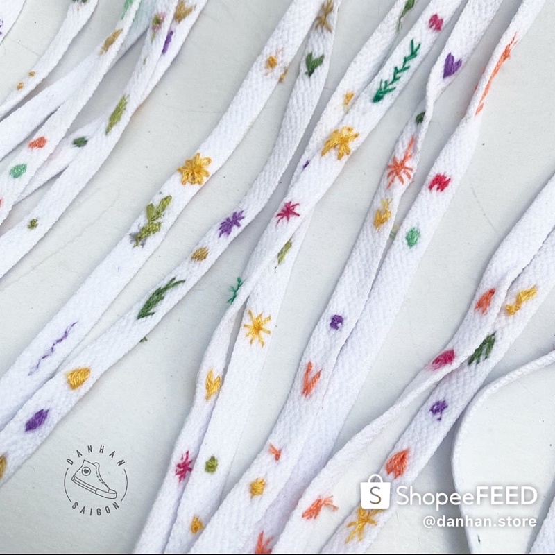 Dây giày classic và dây thêu sẵn