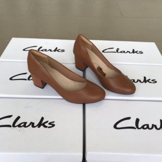 Giầy cao gót Clarks da  xịn 100%