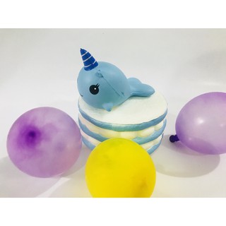 Squishy con cá voi có sừng xinh xinh