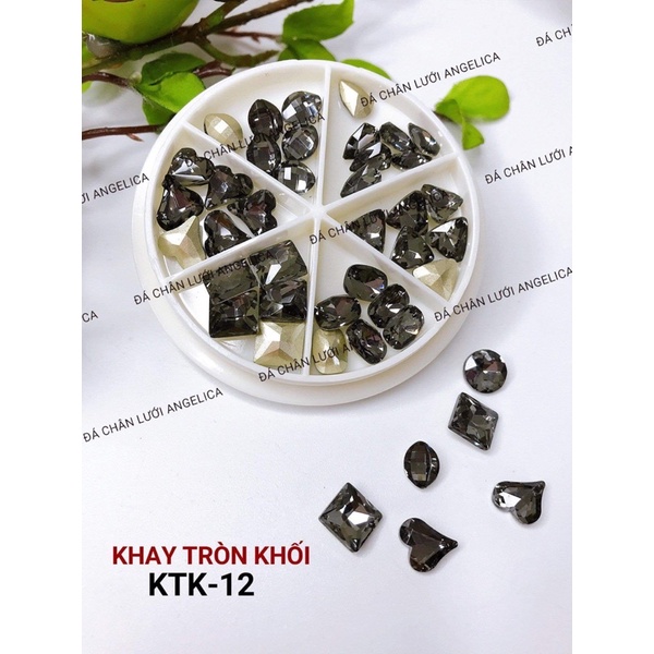 Đá khối đủ mẫu 1 set có 36 viên kèm khay