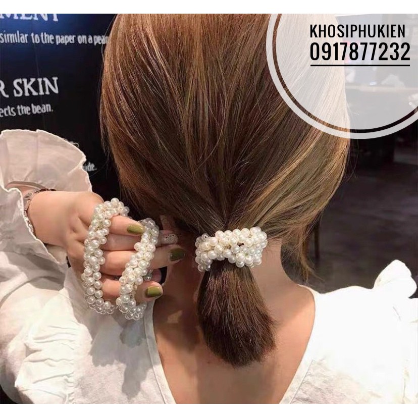 Cột tóc đẹp ngoc đá