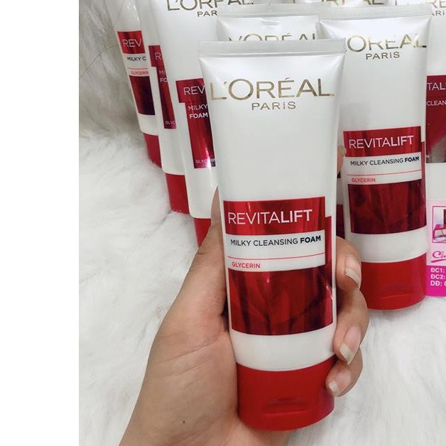 Sữa rửa mặt chống lão hóa Loreal Revitalift 100ml