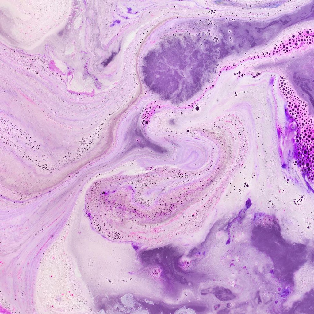 Bom tắm Goddess - LUSH Bath Bomb